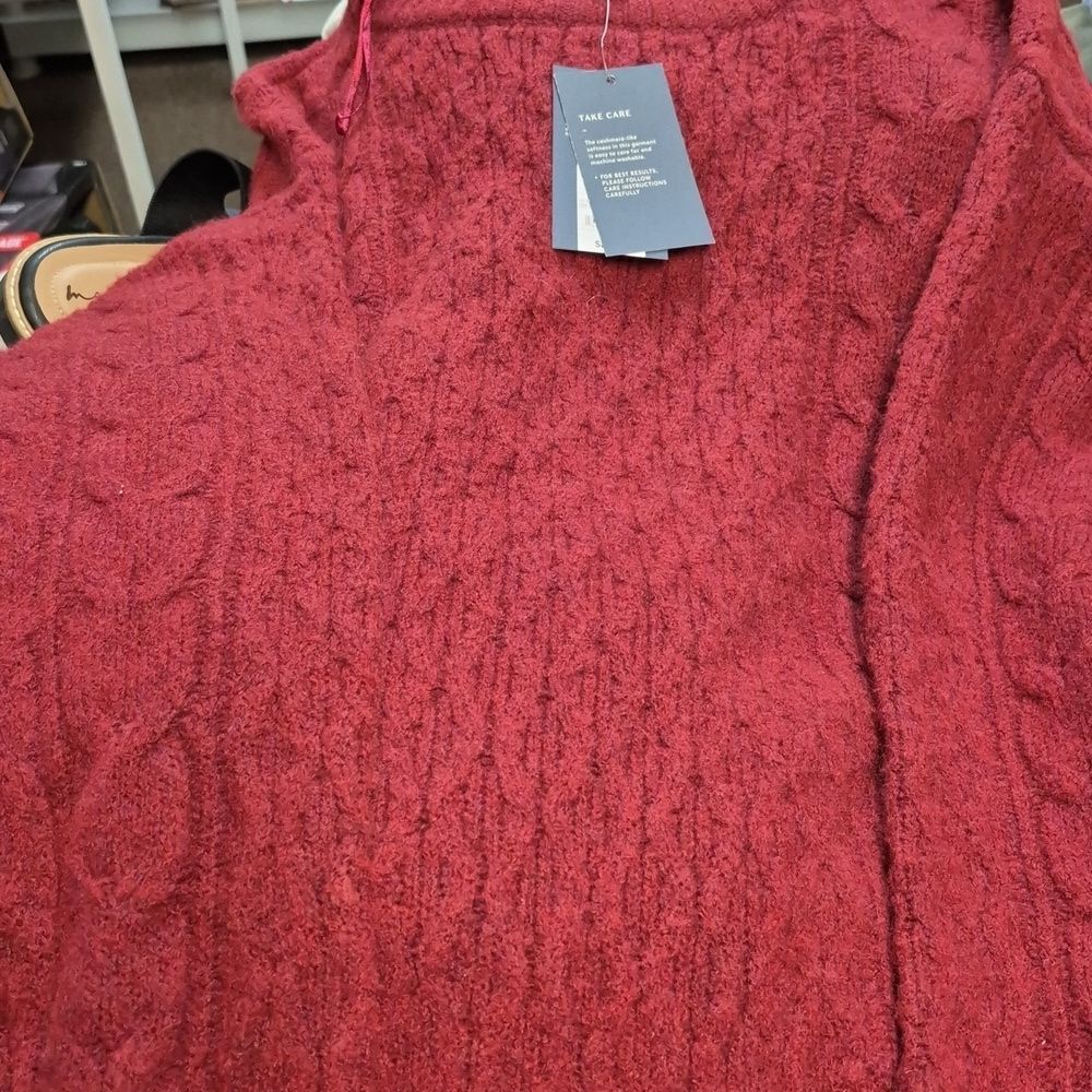 Universal Thread XL Burgundy Knit Sweater Dress - New - Picture 2 of 4